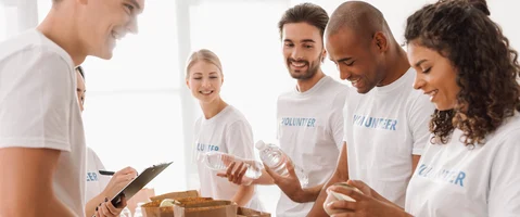 Volunteer Engagement: How to Engage with Volunteers (Free Guide)