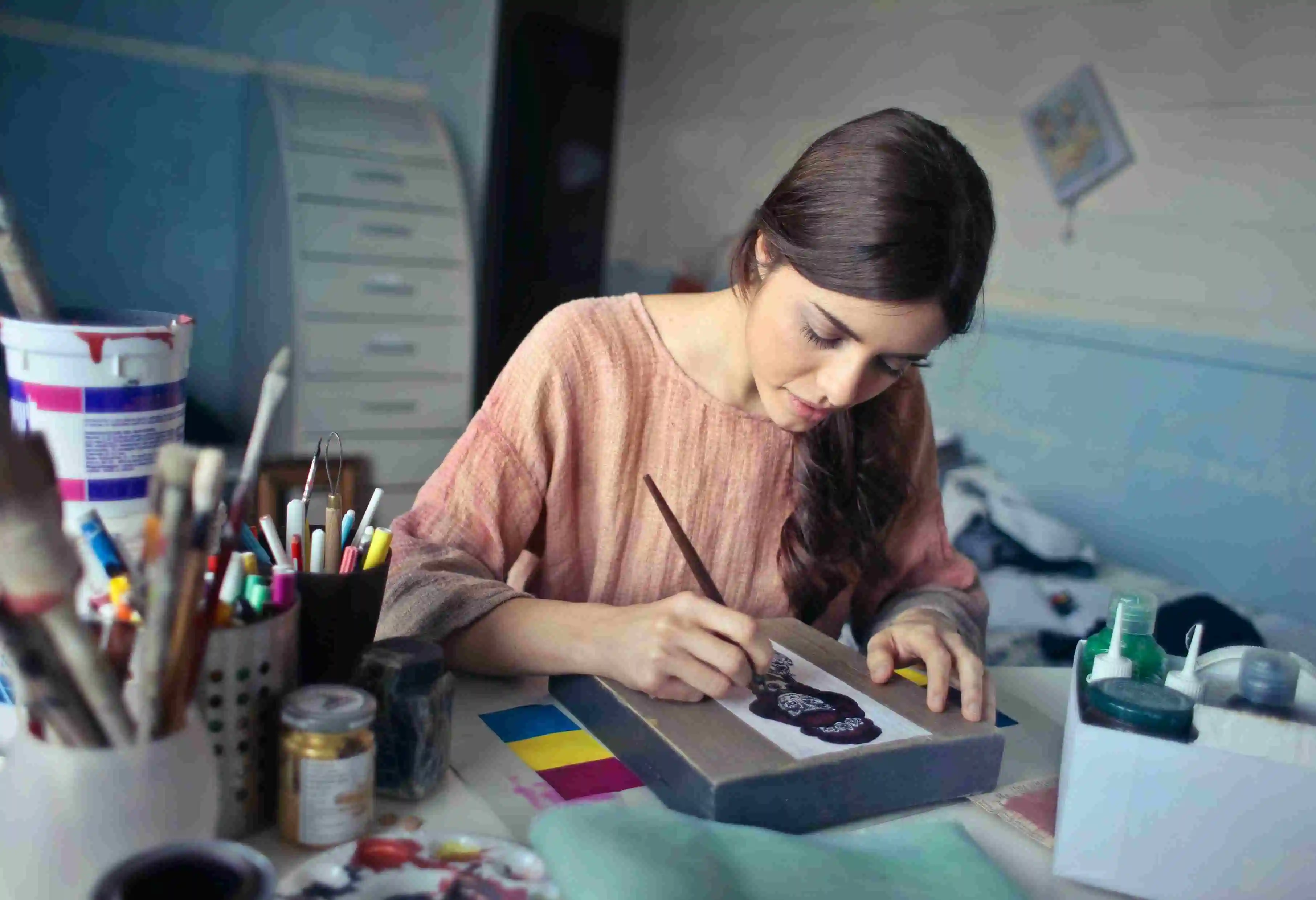Can’t afford art for your copywriting? AI can generate unique, license-free art from text. 